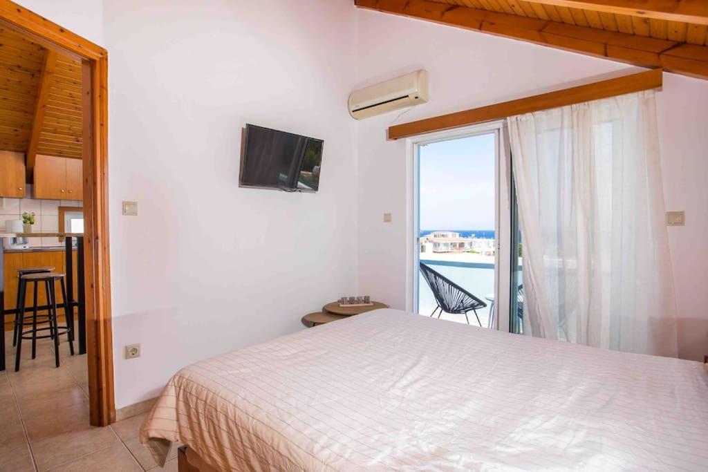Megat Seaview And Seaside Apartments Ialysos  Exterior photo