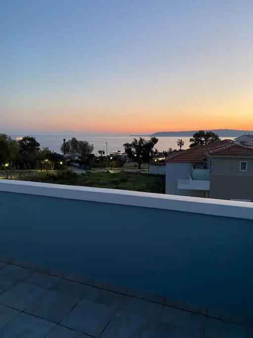 Megat Seaview And Seaside Apartments Ialysos  Exterior photo